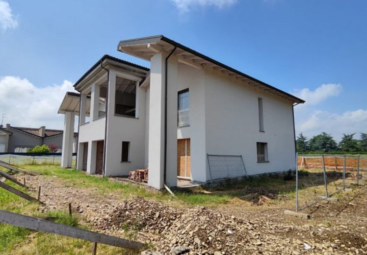Villa a Montechiarugolo, Parma, Montechiarugolo - € 320.000 | Ref: parma585 - foto 1