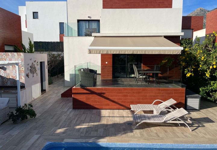 Villa i Polop, Alicante, Polop - € 525.000 | Ref: F1300/6084 - foto 1