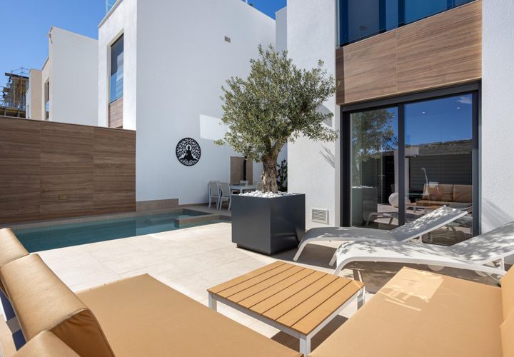 Rækkehus i Benijofar, Alicante, Benijofar - € 439.900 | Ref: AM-02181/8919 - foto 1