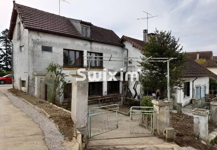 Villa a Mantry, Jura, Mantry - € 60.000 | Ref: HN2392AV - foto 1