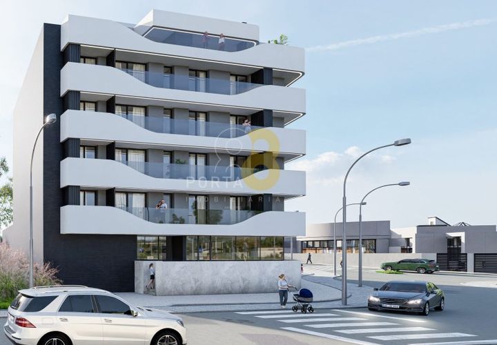 Erhvervsejendom i Trofa, Porto, Trofa - € 430.000 | Ref: 01048_A10 - foto 1
