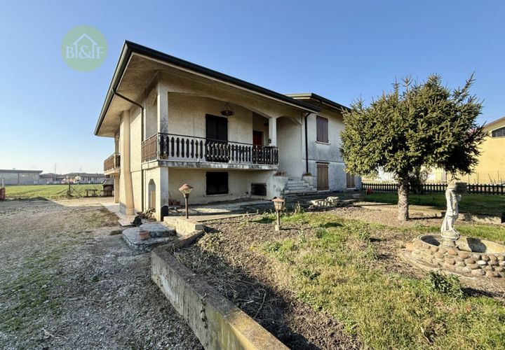 Villa i Terrazzo, Verona, Terrazzo - € 195.000 | Ref: 660 - foto 1