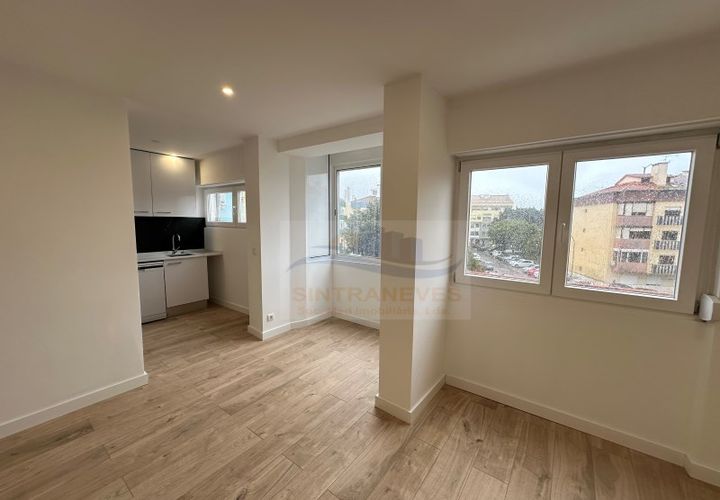 Lejlighed i Amadora, Lisbon, Amadora - € 249.000 | Ref: APR2493 - foto 1