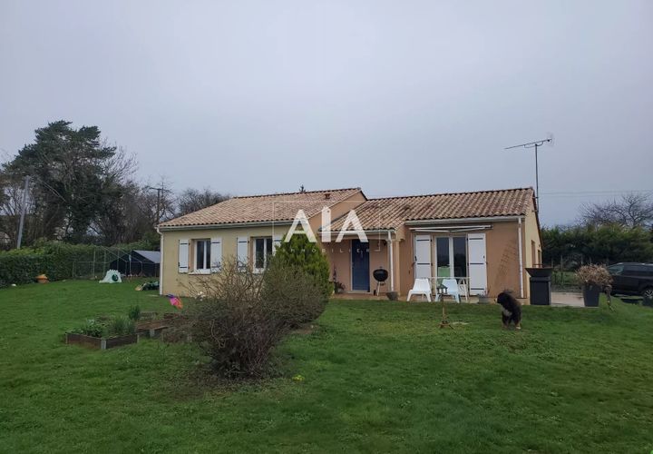 Villa a Taize-Aizie, Charente, Taize-Aizie - € 154.700 | Ref: 1300 - foto 1