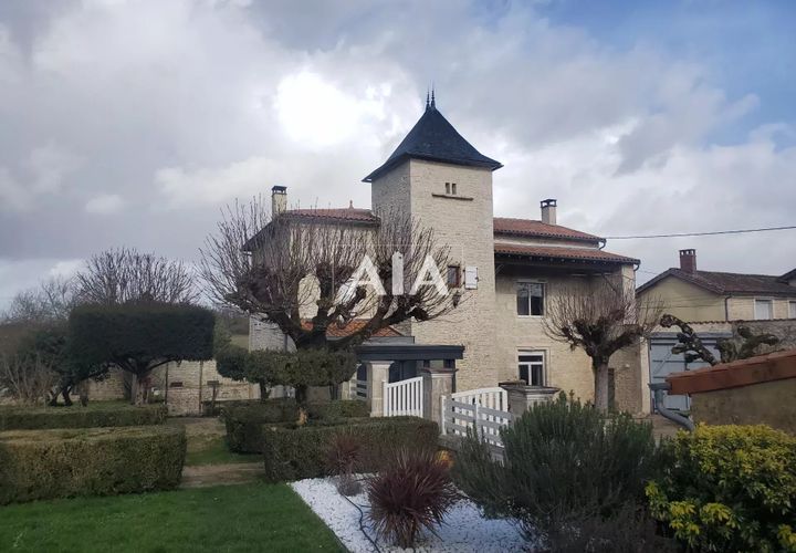 Landejendom i Barro, Charente, Barro - € 399.000 | Ref: 1301 - foto 1