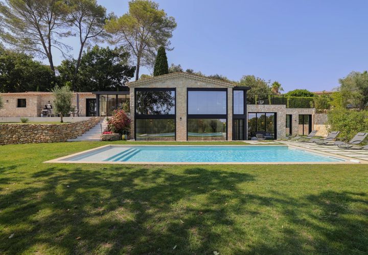 Villa i Valbonne, Alpes-Maritimes, Valbonne - € 2.990.000 | Ref: HH-16071984 - foto 1
