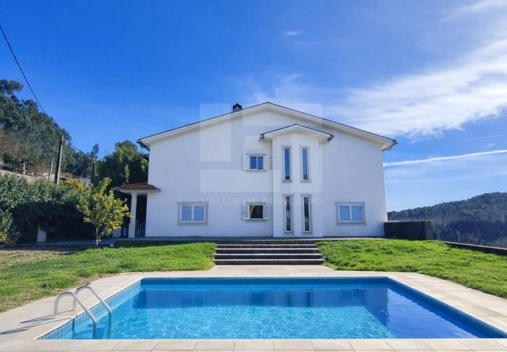 Villa i Castro Daire, Viseu, Castro Daire - € 230.000 | Ref: 02028954 - foto 1