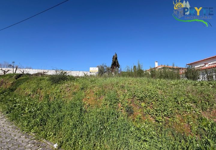 Helårsgrund i Serta, Castelo Branco, Serta - € 57.500 | Ref: MG164 - foto 1
