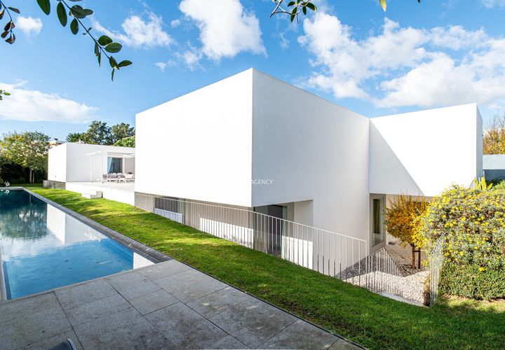 Villa i Carnaxide, Lisbon, Carnaxide - € 3.900.000 | Ref: TAPT01-1628_MM_AG_RC - foto 1
