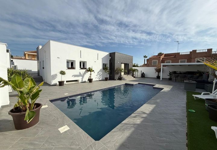 Lejlighed i Ciudad Quesada, Alicante, Ciudad Quesada - € 498.000 | Ref: GED3198 - foto 1