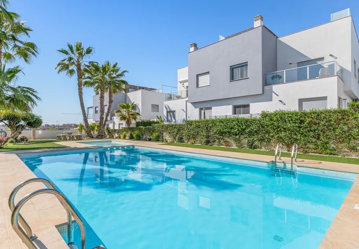 Byhus i Punta Prima, Alicante, Punta Prima - € 375.000 | Ref: R11890 - foto 1
