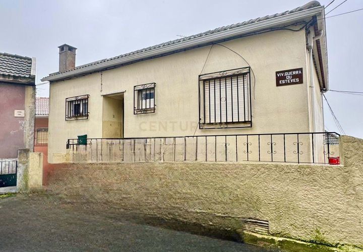Villa i Camarate, Lisbon, Camarate - € 239.000 | Ref: C0362-00873 - foto 1
