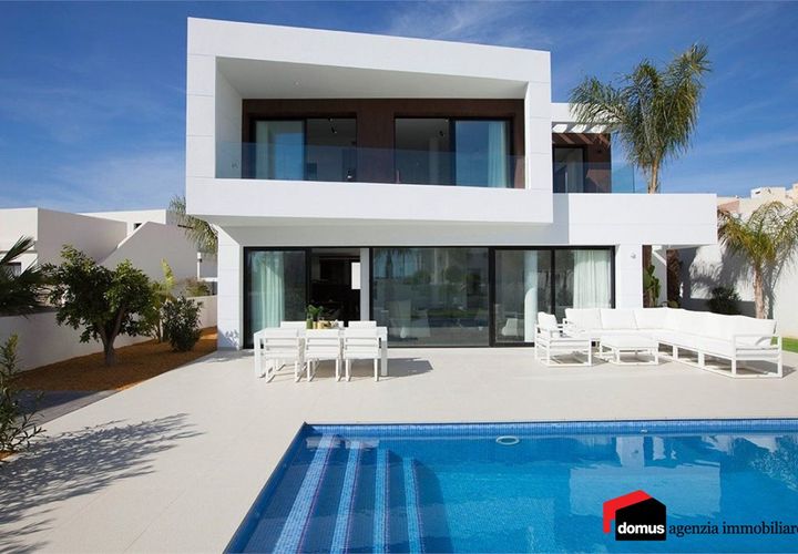 Villa a Breganze, Vicenza, Breganze - € 850.000 | Ref: T850 BR - foto 1