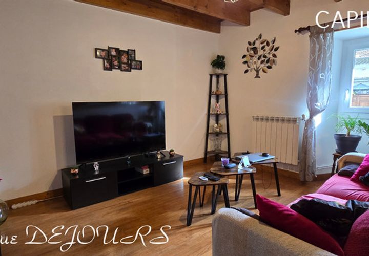 Villa i Marcols-les-Eaux, Ardeche, Marcols-les-Eaux - € 135.000 | Ref: 340938696744 - foto 1