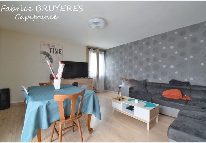Villa a Ussel, Correze, Ussel - € 150.000 | Ref: 340938311708 - foto 1