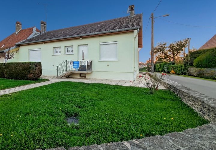 Villa em Bletterans, Jura, Bletterans - € 129.000 | Ref: 340939246945 - foto 1