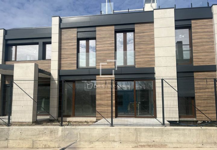 Villa i Madrid, Madrid, Madrid - € 1.375.000 | Ref: MAD66894 - foto 1