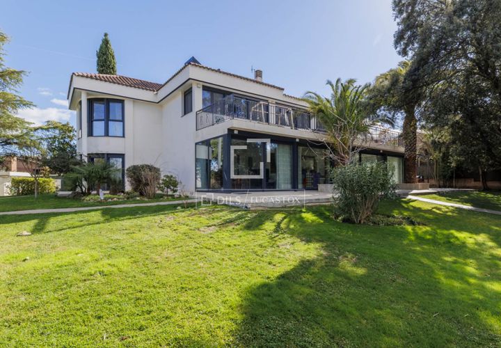 Villa a Boadilla Del Monte, Madrid, Boadilla Del Monte - € 3.380.000 | Ref: POZ66736 - foto 1
