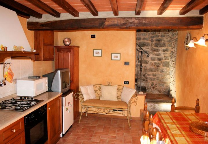 Villa a Pescia, Pistoia, Pescia - € 90.000 | Ref: 316 - foto 1
