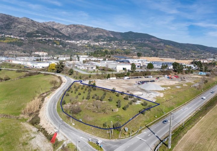 Helårsgrund i Covilha, Castelo Branco, Covilha - € 274.500 | Ref: SÒL_189 - foto 1