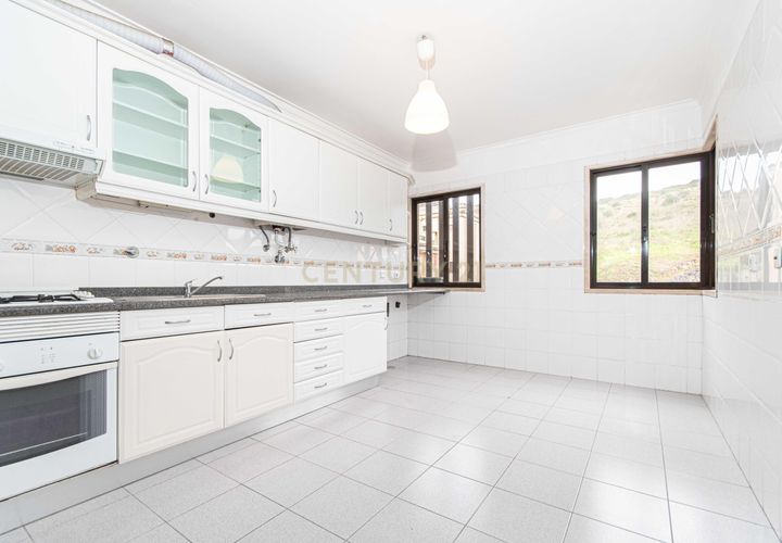 Lejlighed i Amadora, Lisbon, Amadora - € 335.000 | Ref: C0483-01696 - foto 1