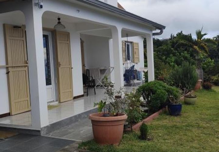 Villa a Saint-Denis, La Reunion, Saint-Denis - € 320.000 | Ref: 6630 - foto 1