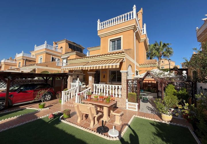Villa i Algorfa, Alicante, Algorfa - € 289.995 | Ref: 936 - foto 1