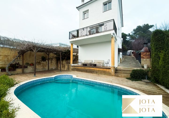 Villa i Lloret De Mar, Gerona, Lloret De Mar - € 365.000 | Ref: 70792 - foto 1