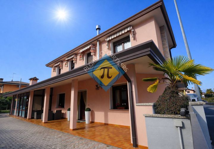 Villa a Cordenons, Pordenone, Cordenons - € 295.000 | Ref: 409 - foto 1