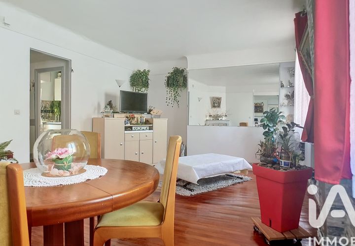 Leilighet i Suresnes, Hauts-de-Seine, Suresnes - € 440 000 | Ref: 69064 - foto 1