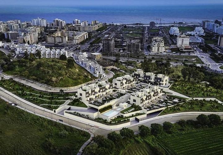Rækkehus i Torre Del Mar, Malaga, Torre Del Mar - € 693.000 | Ref: TTH699 - foto 1