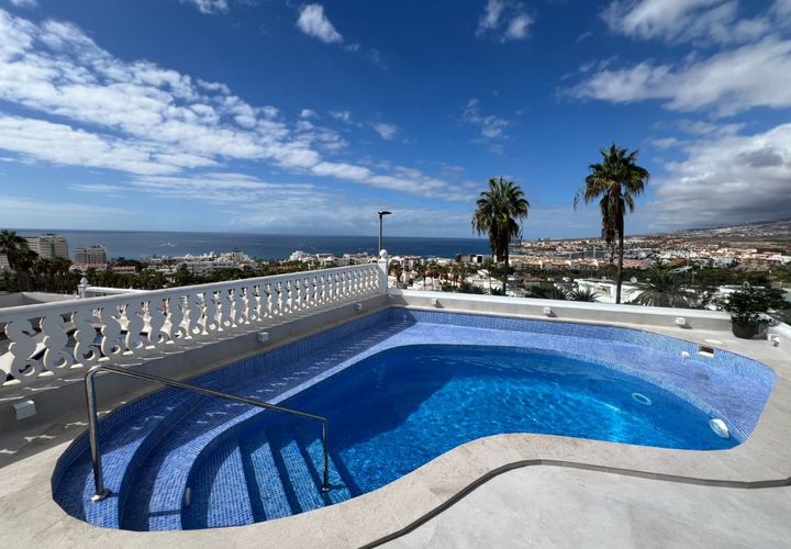 Villa i San Eugenio, Tenerife, San Eugenio - € 2.600.000 | Ref: V0850-4C - foto 1
