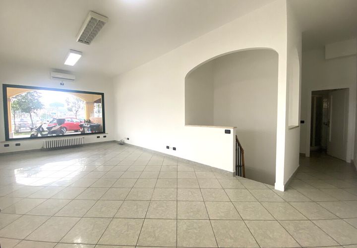 L'establiment comercial a Cervia, Ravenna, Cervia - € 350.000 | Ref: VE 256 - foto 1