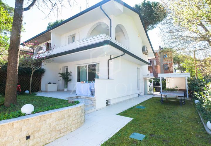 Villa a Cervia, Ravenna, Cervia - € 1.200.000 | Ref: VE 260 - foto 1