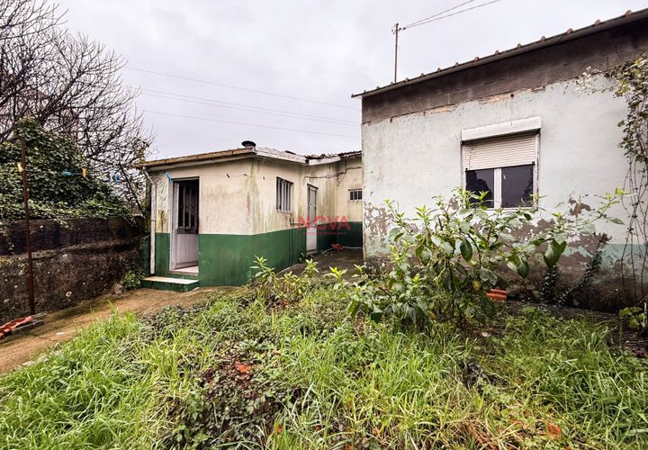 Villa i Porto, Porto, Porto - € 130.000 | Ref: NOVA-ER-2429 - foto 1