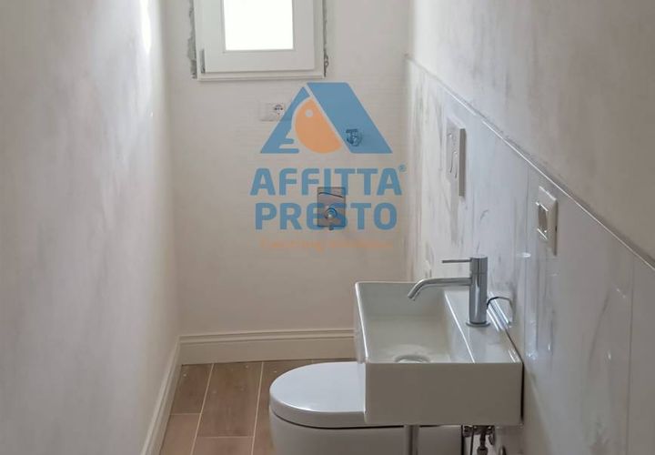 Apartament a Empoli, Florence, Empoli - € 750/mes | Ref: AA5273 - foto 1
