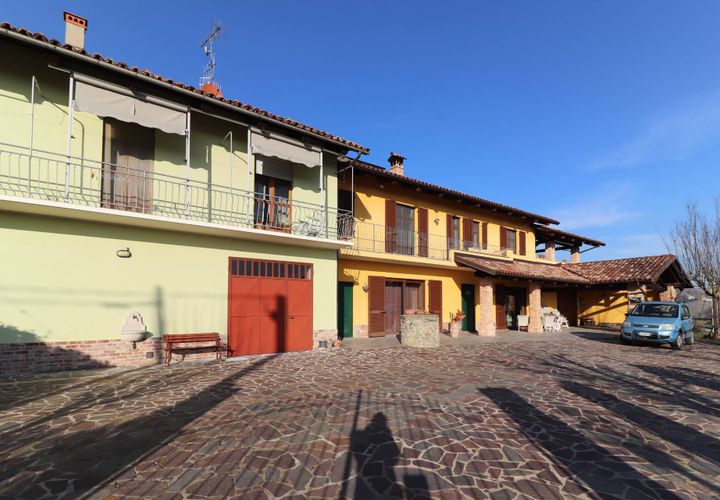 Villa a Monforte d'Alba, Cuneo, Monforte d'Alba - € 540.000 | Ref: CBI116-1582-96 - foto 1