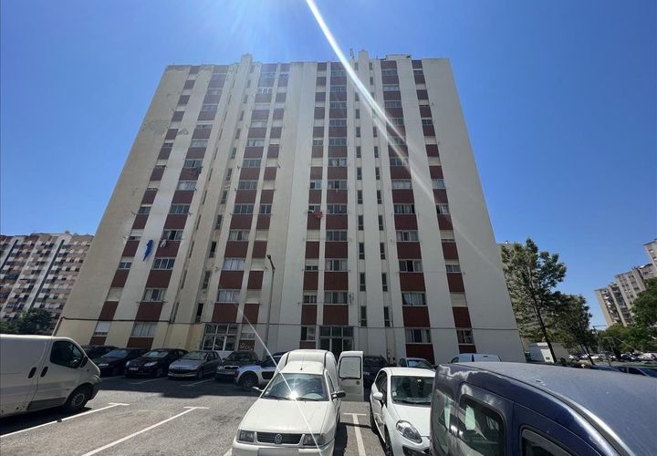 Leilighet i Alenquer, Lisbon, Alenquer - € 260 000 | Ref: ZTRE-03110/12758 - foto 1