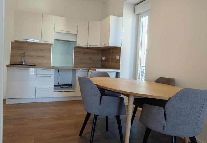 Leilighet i Nimes, Gard, Nimes - € 110 000 | Ref: 28078 - foto 1