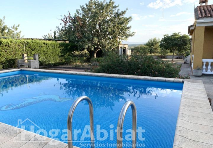Villa i Chiva, Valencia, Chiva - € 275.000 | Ref: 040LAN275.FPV-B/3716 - foto 1