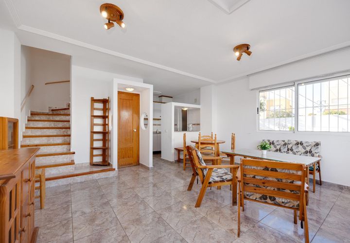 Villa i Orihuela Costa, Alicante, Orihuela Costa - € 237.900 | Ref: 2331-846 - foto 1