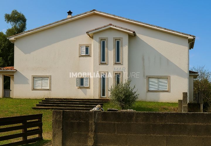 Villa a Castro Daire, Viseu, Castro Daire - € 230.000 | Ref: 02028954 - foto 1