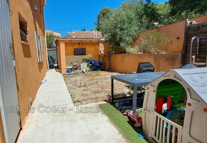 Villa a Gardanne, Bouches-du-Rhone, Gardanne - € 335.000 | Ref: 889V1866M - foto 1