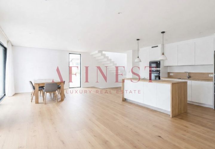 Villa i Alcabideche, Lisbon, Alcabideche - € 1.690.000 | Ref: C0902/26 - foto 1