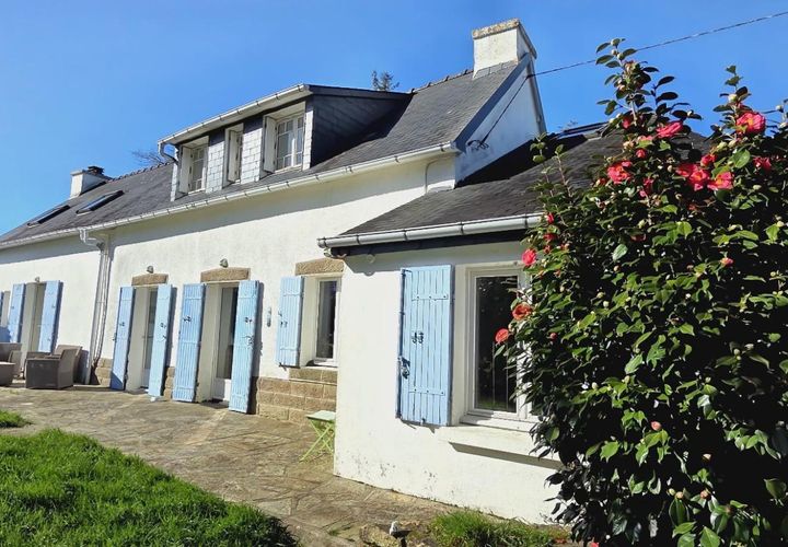 Villa i Chateauneuf-du-Faou, Finistere, Chateauneuf-du-Faou - € 193.500 | Ref: DOM29105 - foto 1