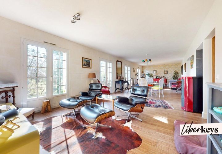 Villa i Gemozac, Charente-Maritime, Gemozac - € 359.000 | Ref: DOM28662 - foto 1