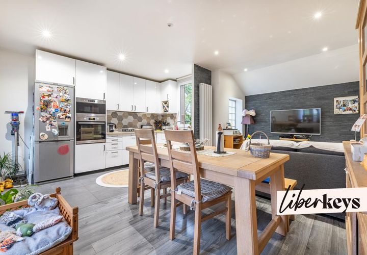 Villa a Boissy-Saint-Léger, Val-de-Marne, Boissy-Saint-Léger - € 255.000 | Ref: DOM28748 - foto 1