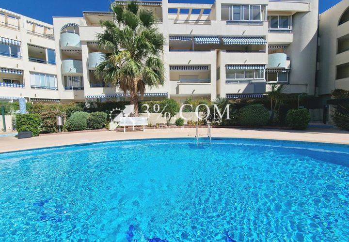 Lejlighed i Saint-Raphaël, Var, Saint-Raphaël - € 249.000 | Ref: 346_V4360063228 - foto 1