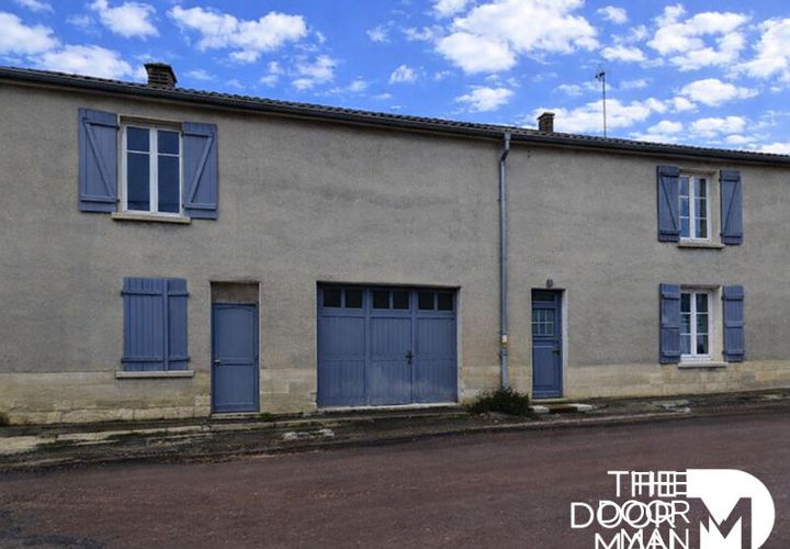 Landsbyhus i Bourmont, Haute-Marne, Bourmont - € 49.000 | Ref: 9583 - foto 1