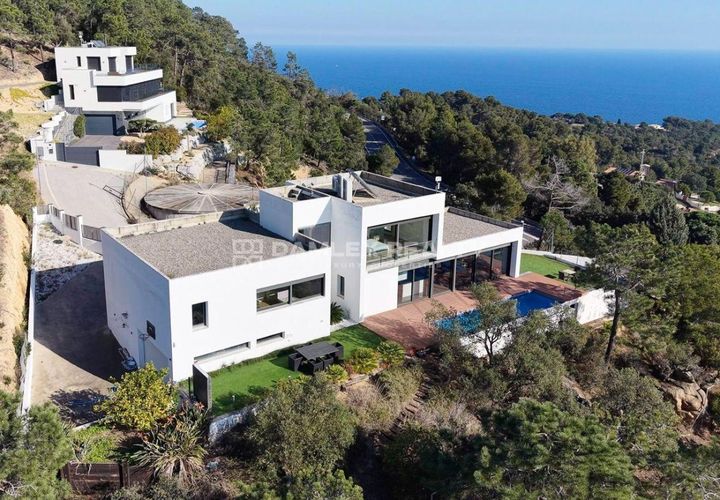Villa i Lloret De Mar, Gerona, Lloret De Mar - € 1.200.000 | Ref: 75182 - foto 1